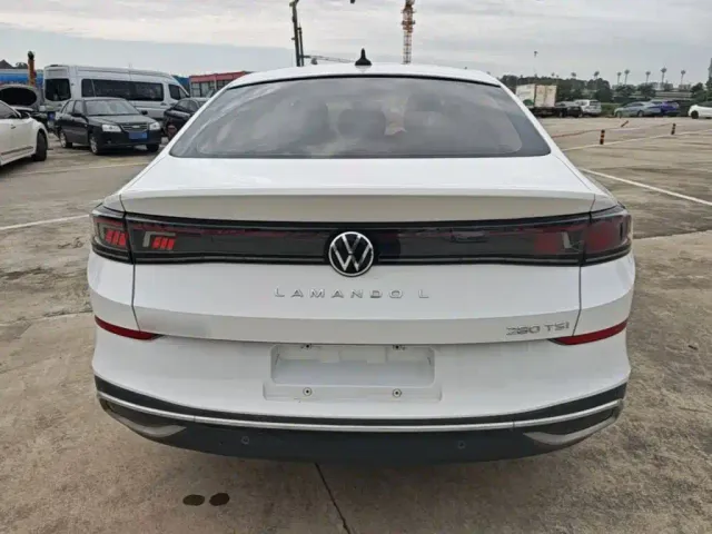 Volkswagen Lamando — Фото автомобиля 5