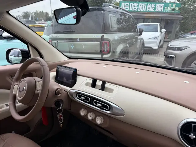 Wuling Hongguang Mini EV — Фото автомобиля 8