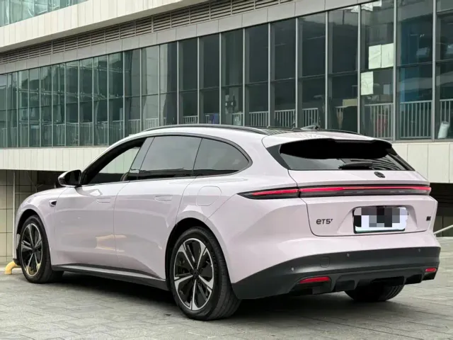 Nio ET5 Touring — Фото автомобиля 9