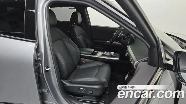 Genesis GV60 — Фото автомобиля 16