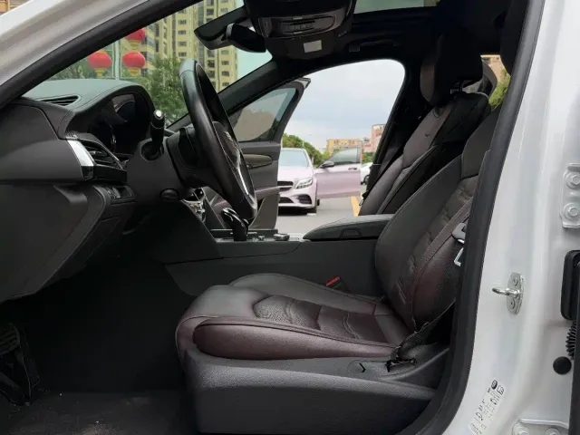 Cadillac CT6 — Фото автомобиля 25