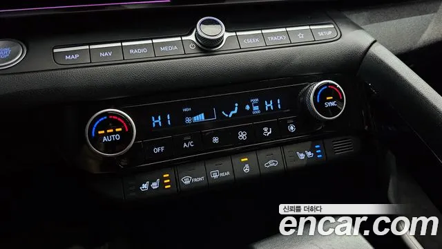 Hyundai AVANTE Avante (CN7) — Фото автомобиля 18
