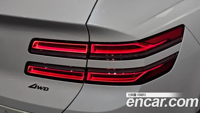 Genesis GV80 — Фото автомобиля 8