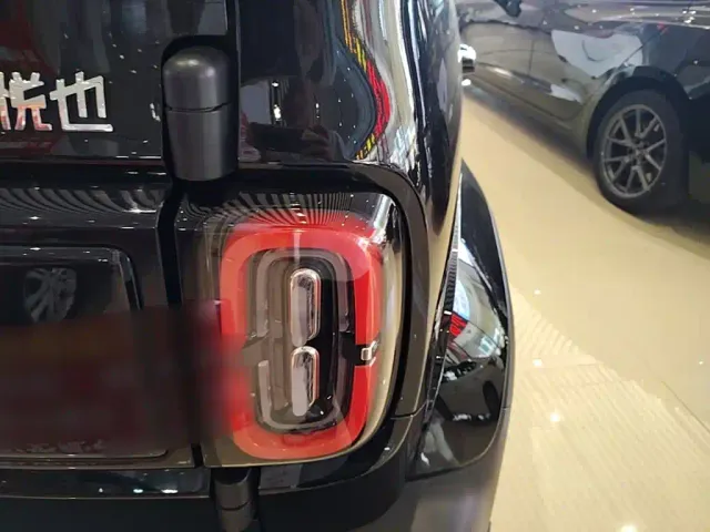 Baojun Yep — Фото автомобиля 7