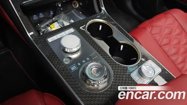 Genesis GV80 Coupe — Фото автомобиля 12