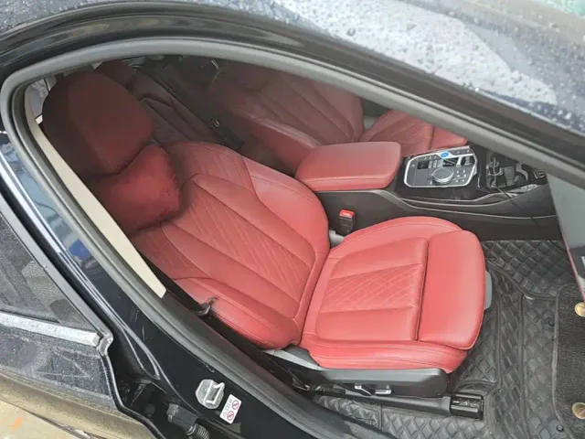 BMW iX3 — Фото автомобиля 24