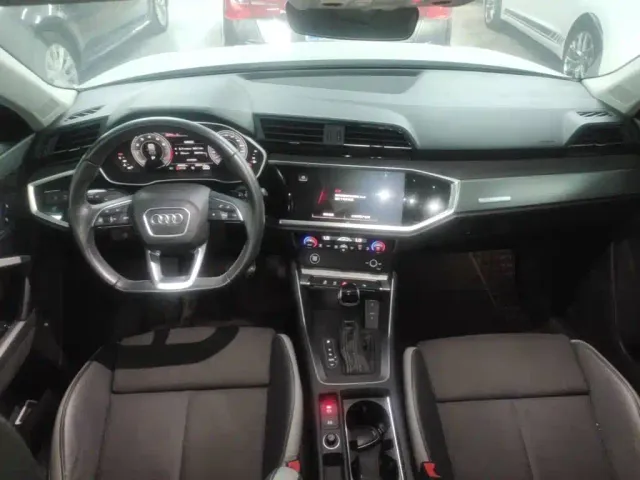 Audi Q3 — Фото автомобиля 9