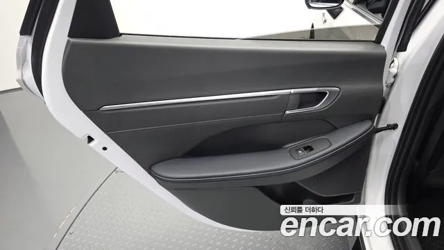 Hyundai Sonata — Фото автомобиля 14