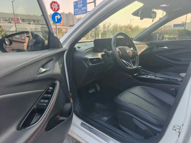 Buick Verano — Фото автомобиля 12