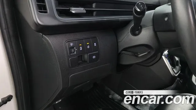 Hyundai Staria Staria Карго 5 мест — Фото автомобиля 15