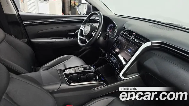 Hyundai Tucson Tucson (NX4) Дизель 2.0 2WD — Фото автомобиля 26