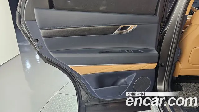 Genesis GV80 2.5T Бензин 2WD — Фото автомобиля 25