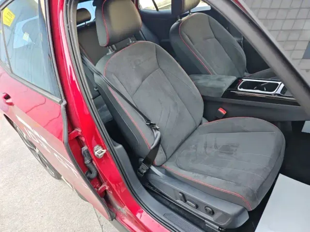 Volkswagen ID.3 — Фото автомобиля 24