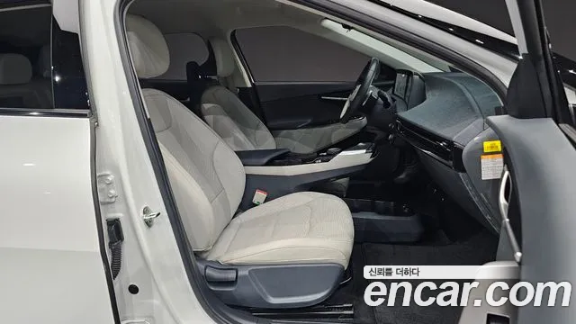 Kia EV6 — Фото автомобиля 26