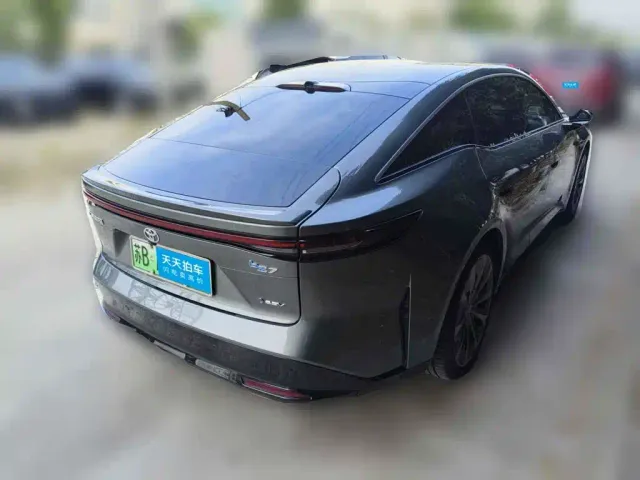Toyota BoZhi 7 — Фото автомобиля 2