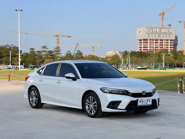 Honda Civic — Фото автомобиля 3
