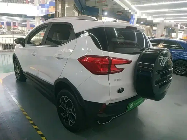 BYD Yuan Pro — Фото автомобиля 4