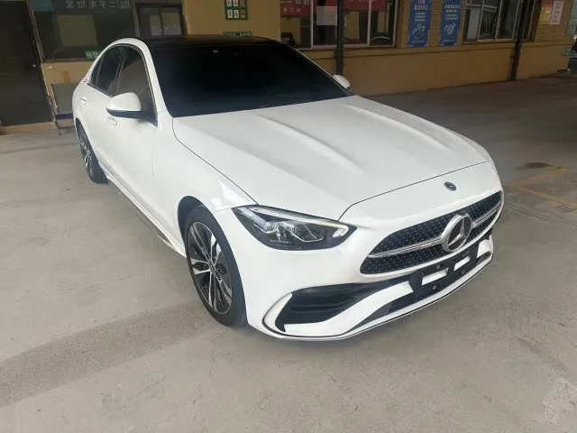 Mercedes-Benz C-Class — Фото автомобиля 3