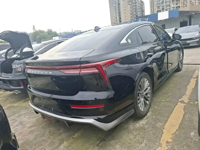 Bestune B70 — Фото автомобиля 9