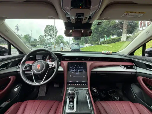 Hongqi H5 — Фото автомобиля 13