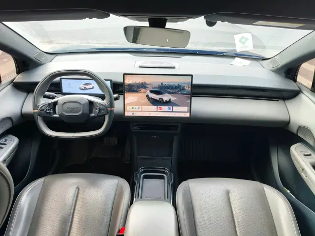 Lynk & Co Z20 — Фото автомобиля 9