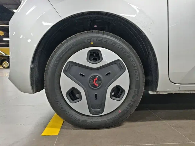 Wuling Zhiguang NEV — Фото автомобиля 22