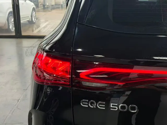 Mercedes-Benz Mercedes-Benz EQE SUV 2023 500 4MATIC — Фото автомобиля 20