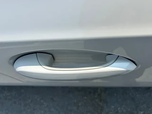 BMW 3 Series — Фото автомобиля 15