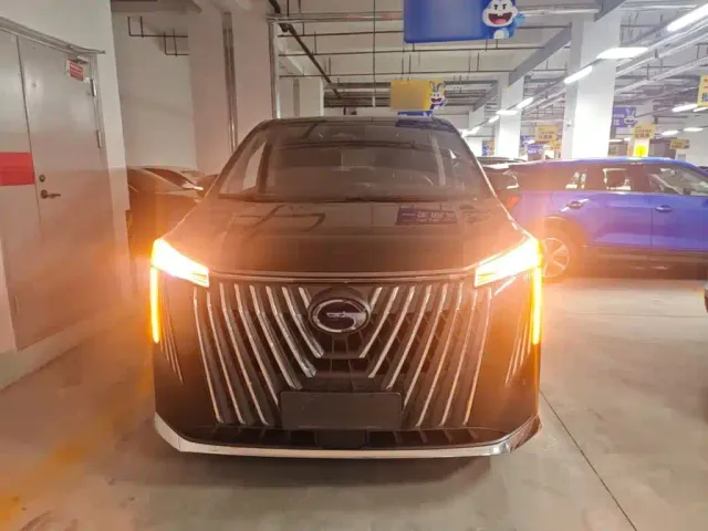 GAC Trumpchi M8 — Фото автомобиля 2