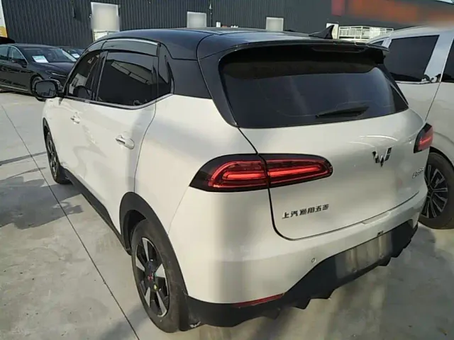 Wuling Binguo PLUS — Фото автомобиля 4
