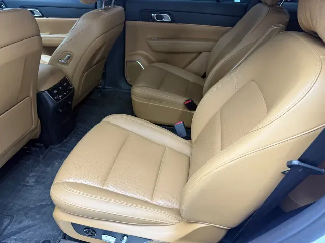 Li Auto ONE — Фото автомобиля 15