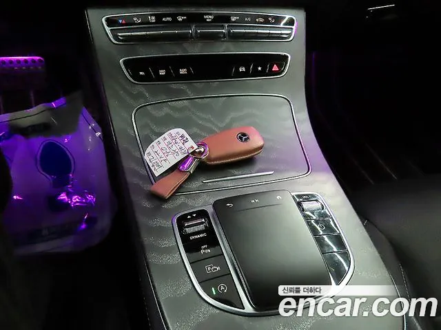 Mercedes-Benz E-Class W213 — Фото автомобиля 11