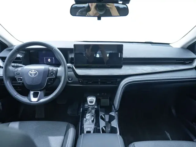 Toyota Camry — Фото автомобиля 14