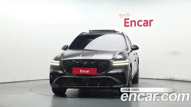 Genesis GV70 — Фото автомобиля 3