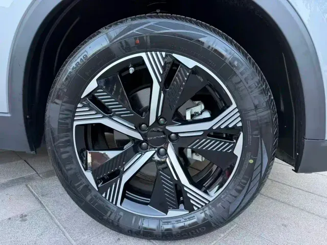 BAIC X7 — Фото автомобиля 16