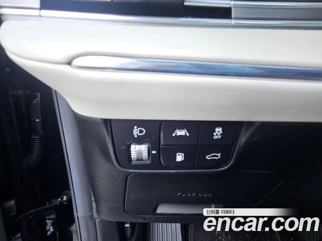 Hyundai Grandeur New — Фото автомобиля 16