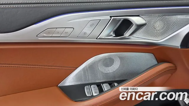 BMW 8-Series — Фото автомобиля 7