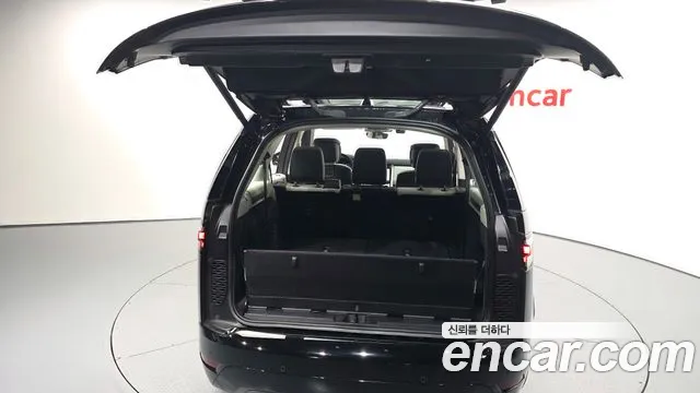 Land Rover Discovery — Фото автомобиля 20
