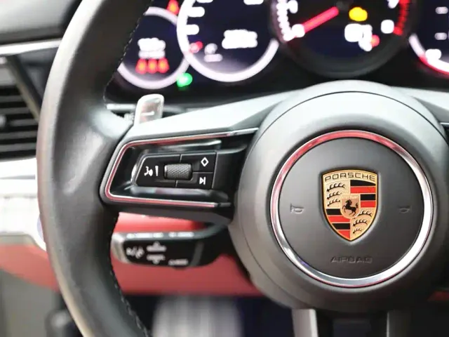 Porsche Panamera — Фото автомобиля 17