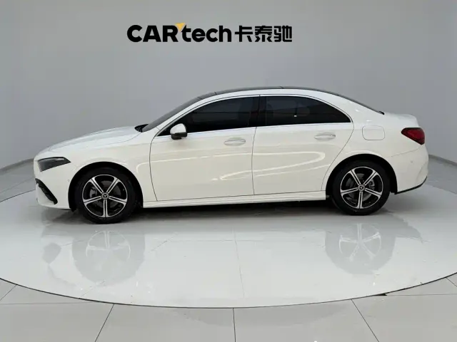 Mercedes-Benz A-Class — Фото автомобиля 8
