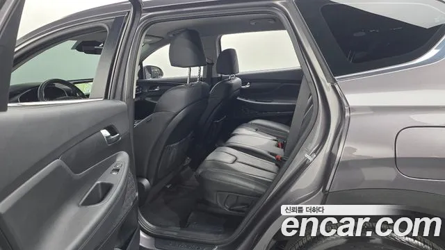 Hyundai Santa Fe New — Фото автомобиля 17