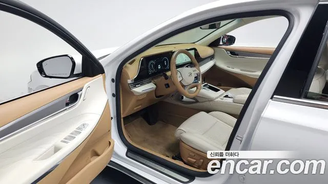 Hyundai Grandeur (New) Hybrid — Фото автомобиля 15
