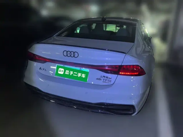 Audi A7L — Фото автомобиля 6