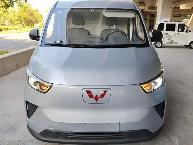 Wuling Yangguang — Фото автомобиля 2