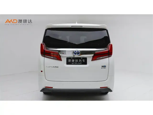 Toyota Alphard — Фото автомобиля 4