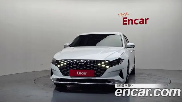 Hyundai Grandeur Новый Grandeur IG — Фото автомобиля 3