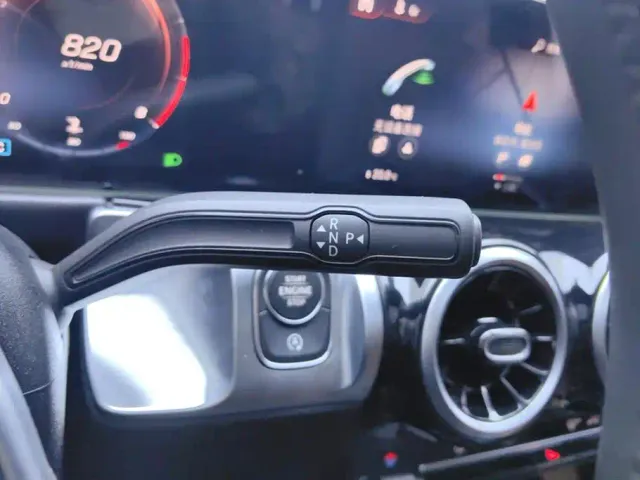 Mercedes-Benz GLB-Class — Фото автомобиля 16
