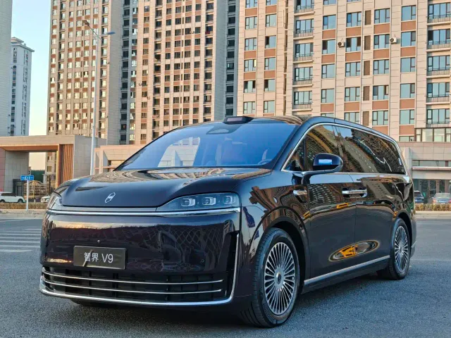 Фотография автомобиля — Luxeed Zunjie MPV