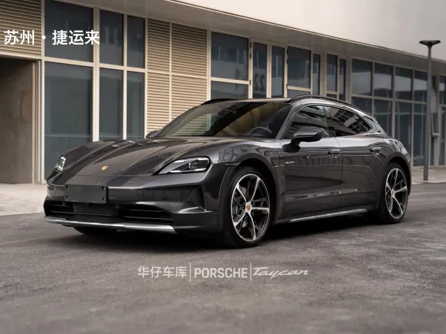 Porsche Taycan — Фото автомобиля 11