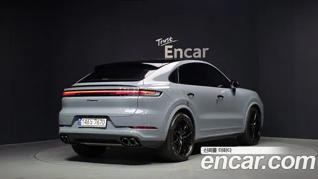 Porsche Cayenne — Фото автомобиля 2